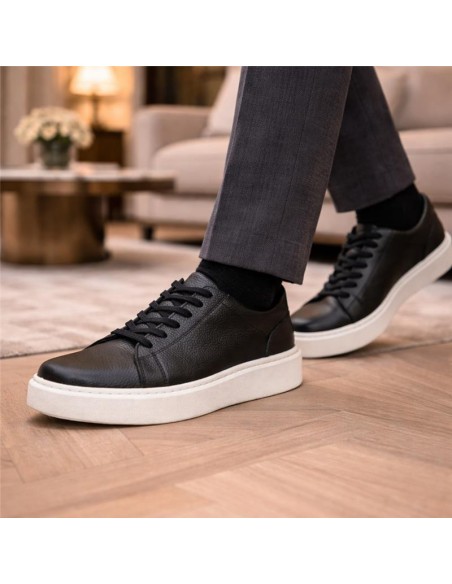 Sneakers de piel liso color negro