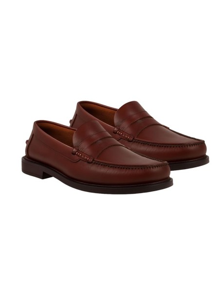 Mocasín de piel de piso antideslizante color cuero