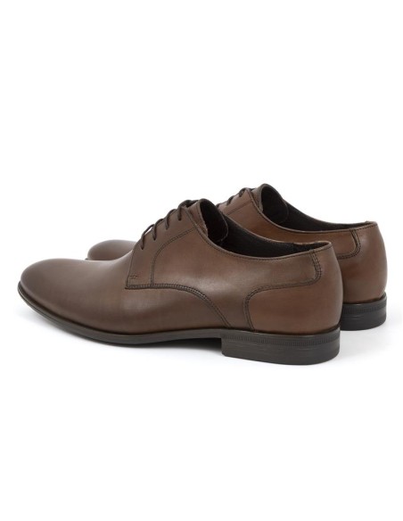 Derby de piel liso color cuero