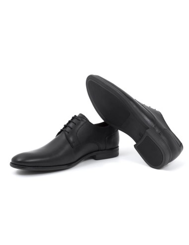 Derby de piel liso color negro