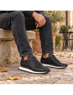 Black leather sport shoe