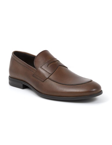Mocasín de piel con antifaz color cuero