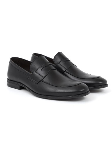 Mocasín de piel con antifaz color negro