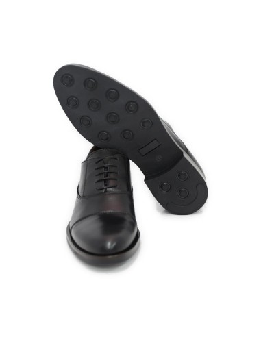 Black leather Oxford