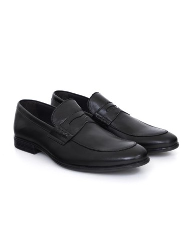 Mocasín de piel de piso antideslizante color negro