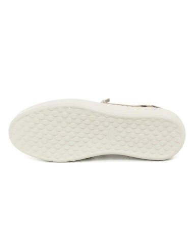 Beige nubuck sneakers