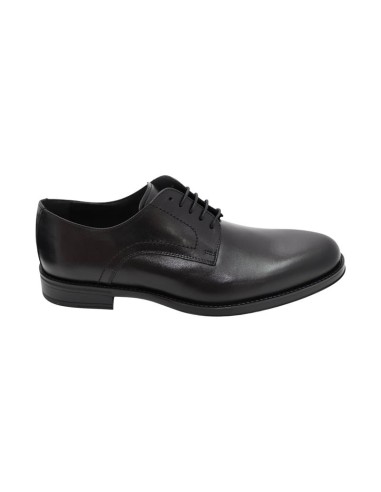 Derby de piel liso color negro