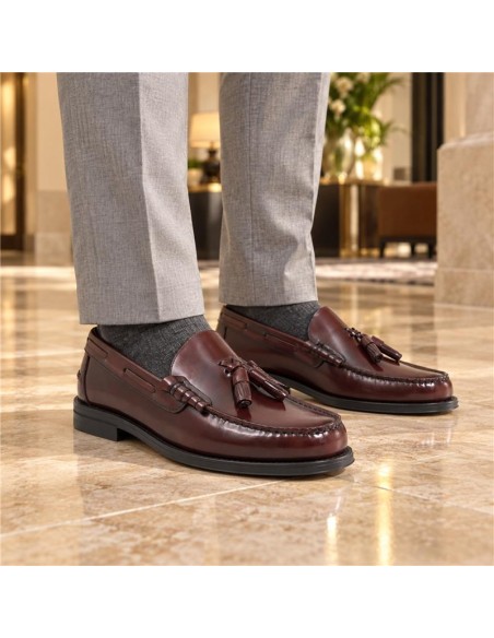 Burgundy leather Castellanos
