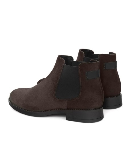 Beige suede chelsea boots