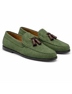Mocasín de ante con borlas color verde 2