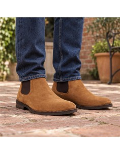 Light Brown suede chelsea boots