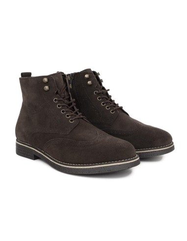 Brown suede boot
