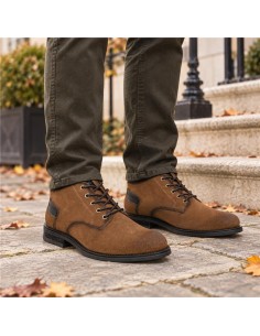 Light Brown suede boot