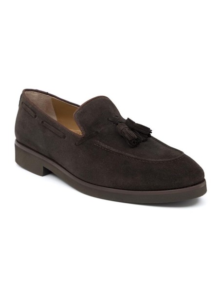 Mocasín de ante con borlas color marrón