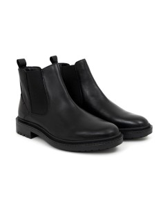 Black leather chelsea boots 2