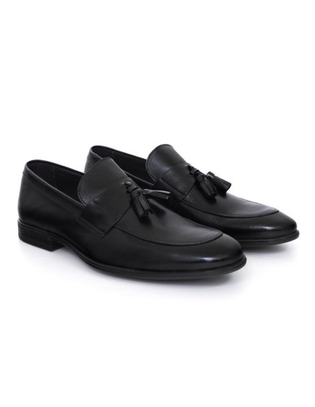 Mocasín de piel de piso antideslizante color negro