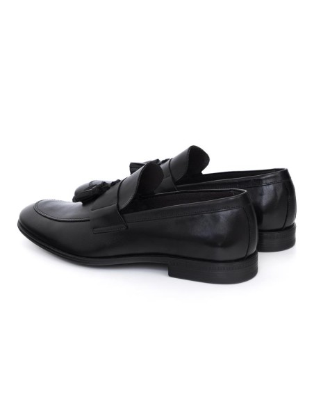Mocasín de piel de piso antideslizante color negro