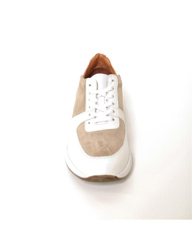 Deportivo de piel liso color blanco