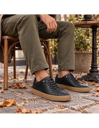 Sneakers de piel liso color negro