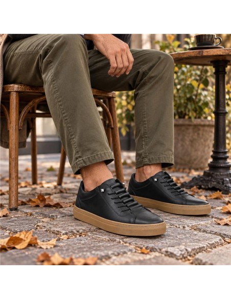 Sneakers de piel liso color negro