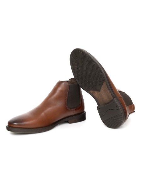 Light Brown leather chelsea boots