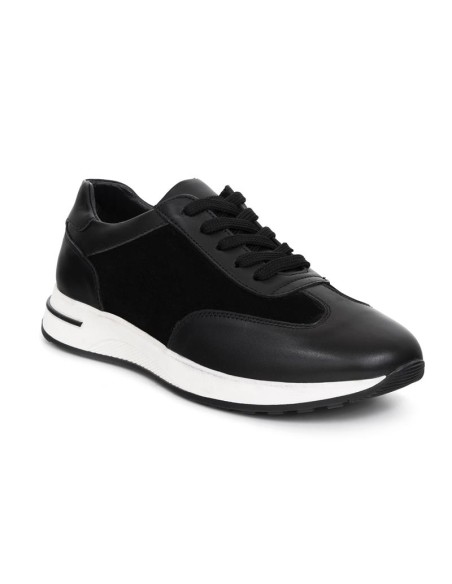 Black leather sport shoe