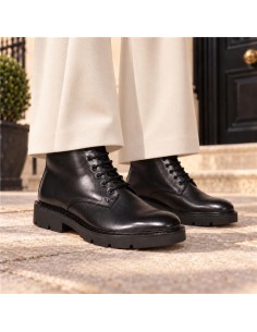 Black leather women's boots
