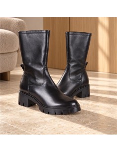 Botines de mujer de piel acabado a mano color negro