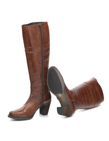 Botas de mujer de charol liso color marrón