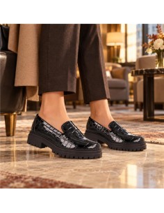 Mocasines de mujer de piel con piel de coco color negro