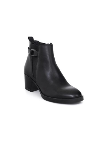Black leather women's boots