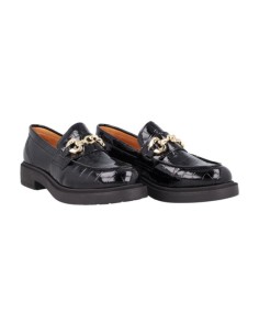 Mocasines de mujer de piel con aplique metálico color negro