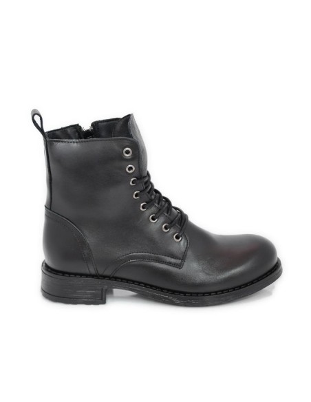 Black leather women's boots