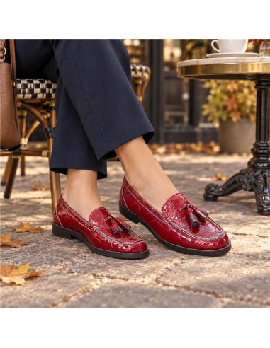 Mocasines de mujer de piel con borlas color rojo