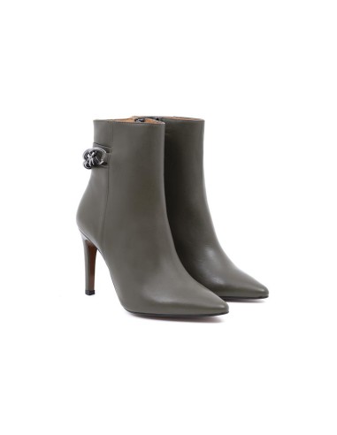 Green solid color women's boots