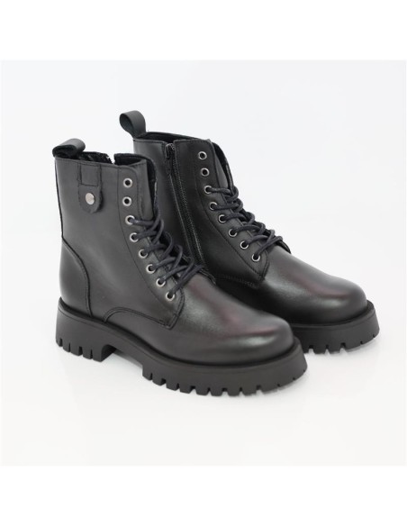 Botas de mujer de piel difuminado color negro