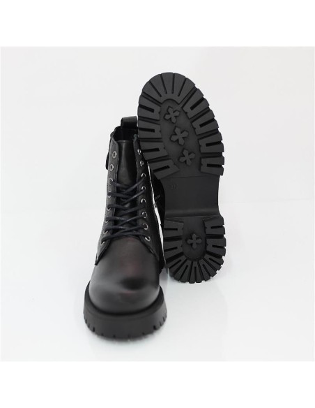 Botas de mujer de piel difuminado color negro
