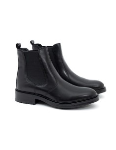 Black leather women's boots 2