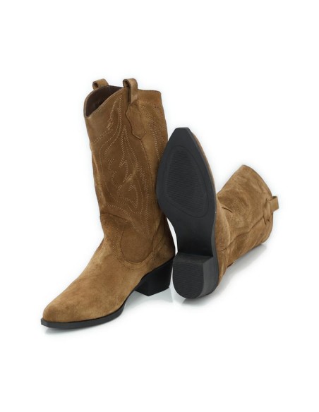 Botas de mujer de ante con costura en contraste color cuero