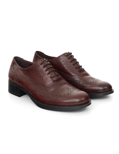 Zapato de Vestir de piel brogado color burdeos