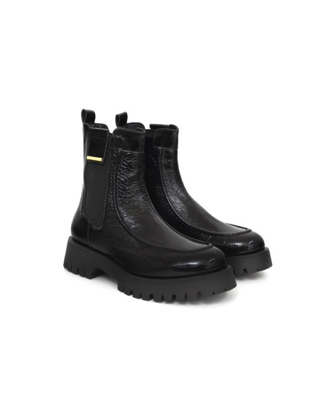 Botines de mujer de piel con aplique metálico color negro