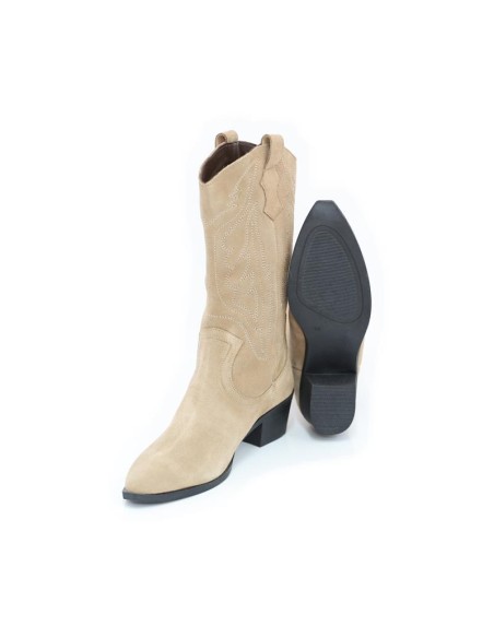 Botas de mujer de ante con costura en contraste color cuero