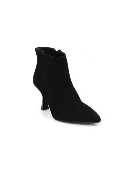 Botines de mujer de ante liso color negro
