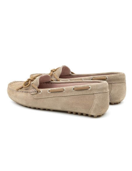 Mocasines de mujer de ante con cordón de piel color beige