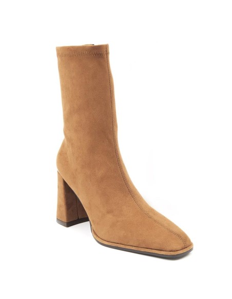 Botas de mujer de ante liso color cuero