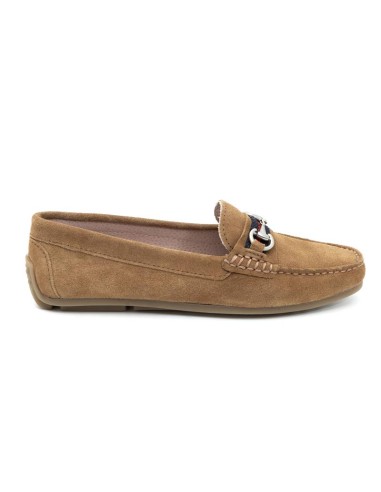 Mocasines de mujer de ante con hebilla color cuero