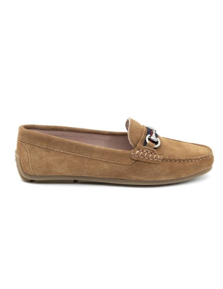 Mocasines de mujer de ante con hebilla color cuero