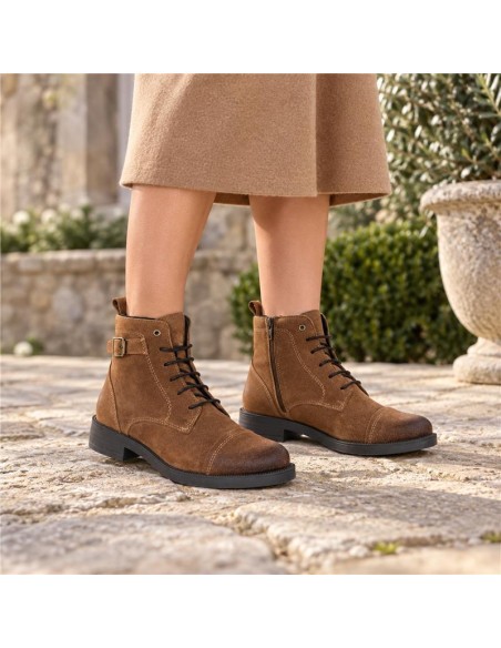 Light Brown suede women's boots