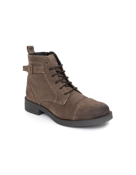 Brown suede women's boots