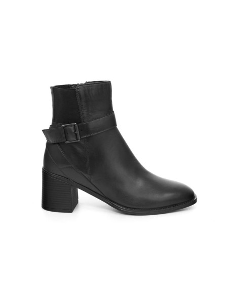 Botines de mujer de piel acabado a mano color negro